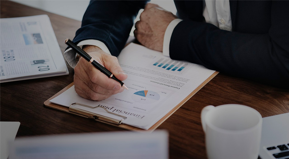 Investment Group Industry