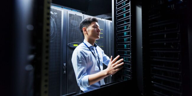 Top 5 Cybersecurity Threats Affecting Server Infrastructure Top 5 Cybersecurity Threats Affecting Server Infrastructure