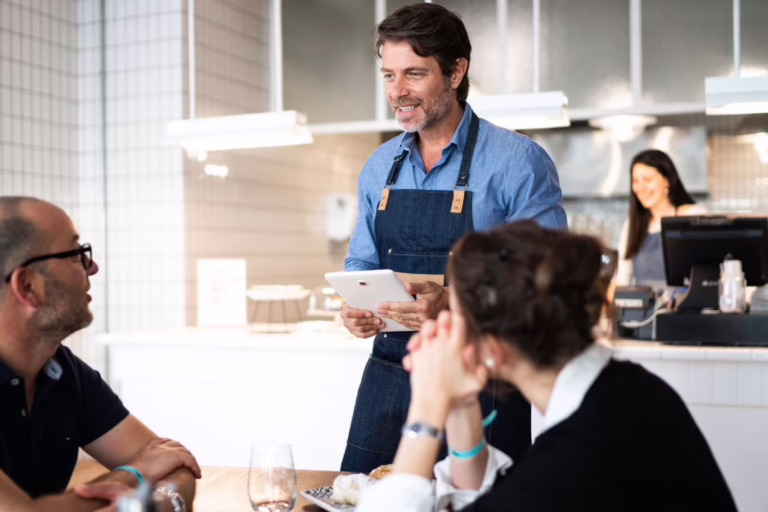 How IT Disruptions Affect Customer Experience in Restaurants How IT Disruptions Affect Customer Experience in Restaurants